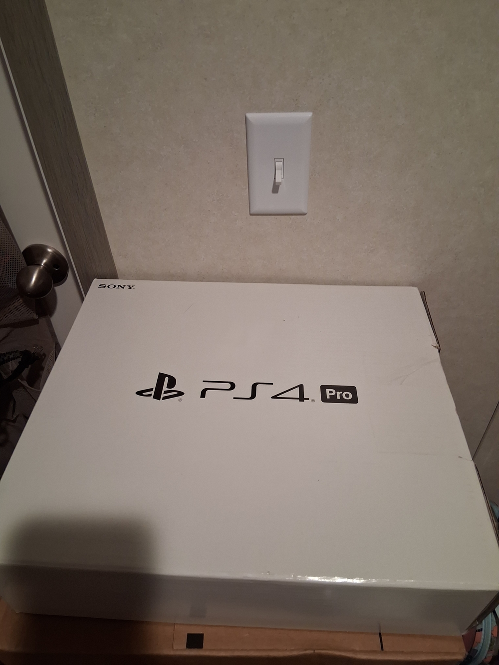 Sony PS4 Pro Console - White Box- 1 Controller & With ALL GAMES PREVIOUS LISTED